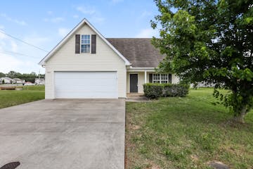 1416 Journey Dr Murfreesboro, TN 37130